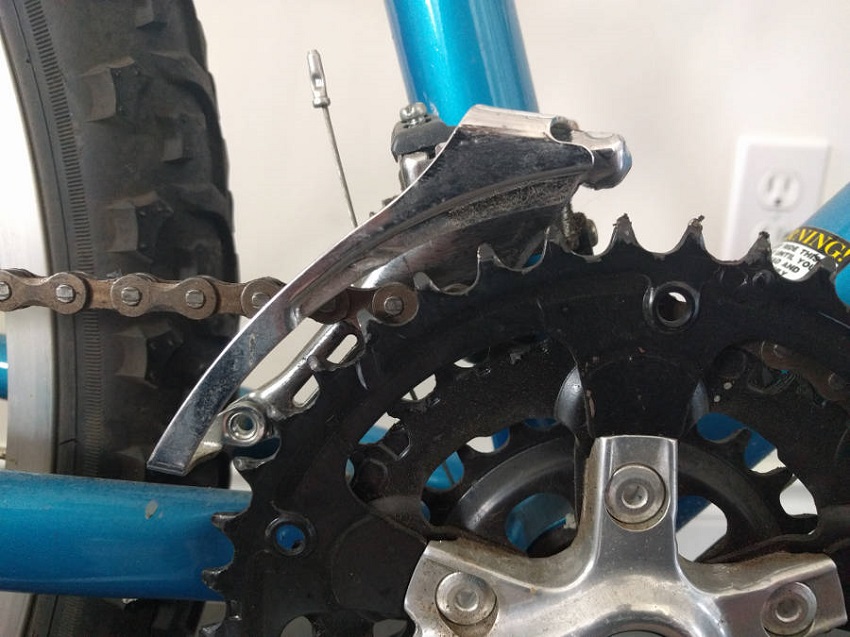 adjust the front derailleur on your bike
