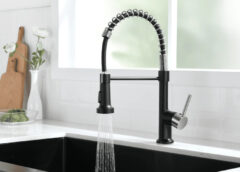 Delta Bathroom Faucet with Sprayer: Convenient and Versatile