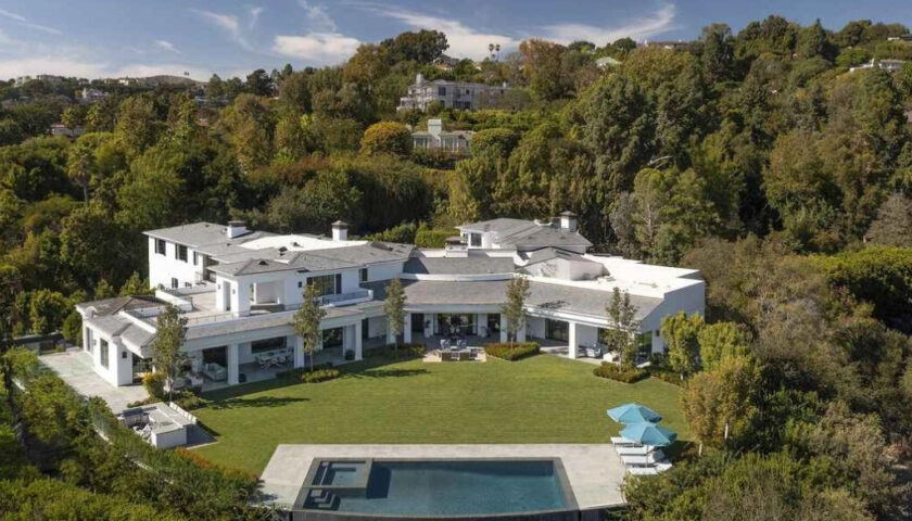 Jennifer Lopez New House: A Sneak Peek Into Her Luxurious Mansion