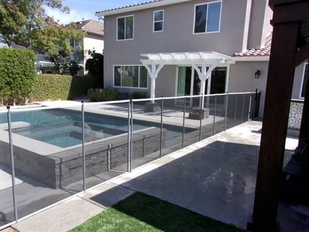 DIY Pool Fence Ideas for All Homeowners
