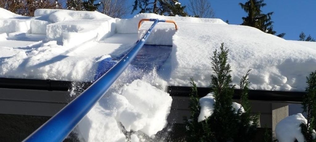 Benefits Of Using A Roof Snow Rake
