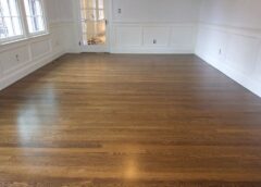 What is the best color for oak hardwood floors?