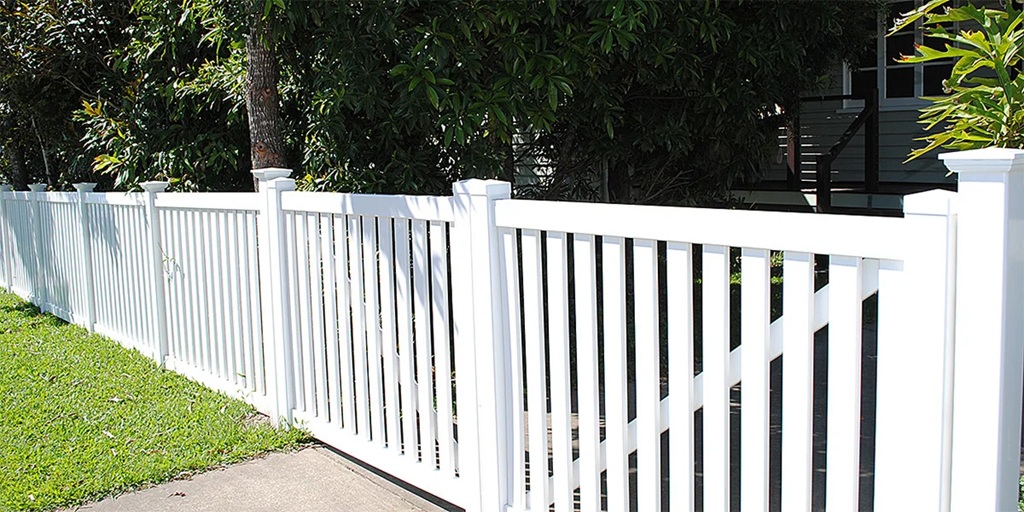 Picket Fence Top Rail Installation